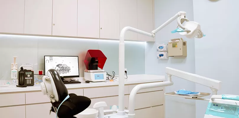 क्लीनिकों