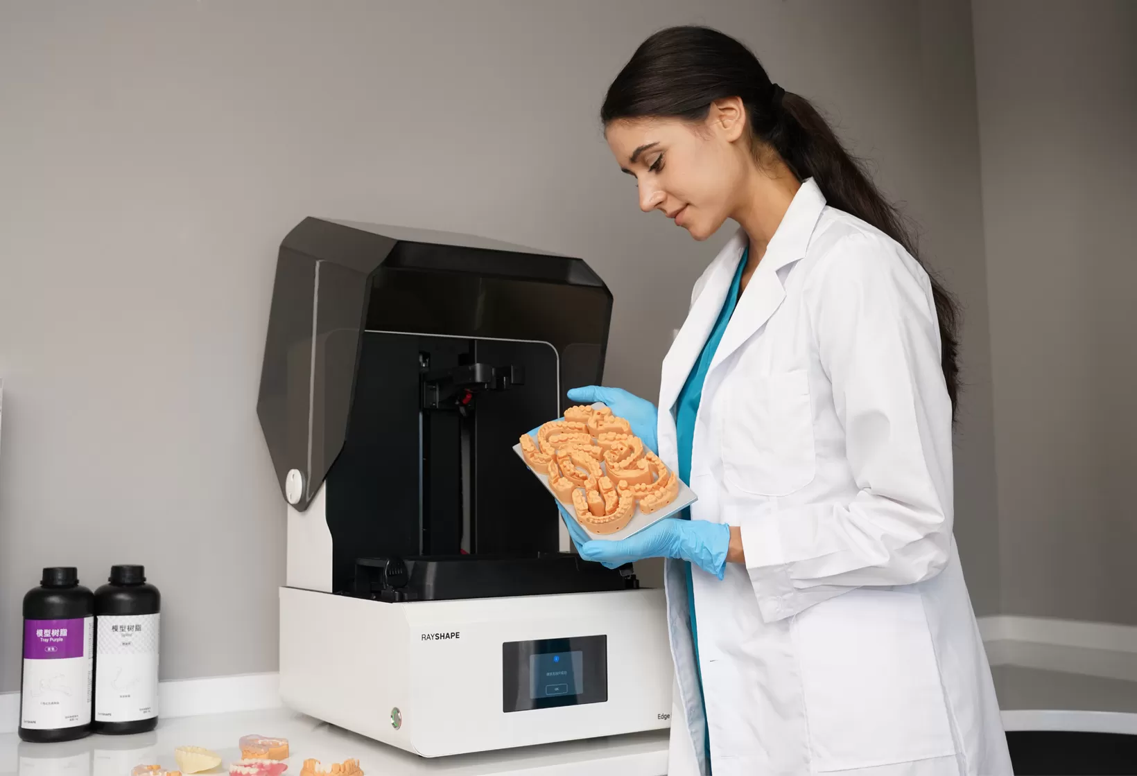 रेशेप एज सीरीज: दंत प्रयोगशालाओं और क्लीनिकों के लिए 3 डी प्रिंटर